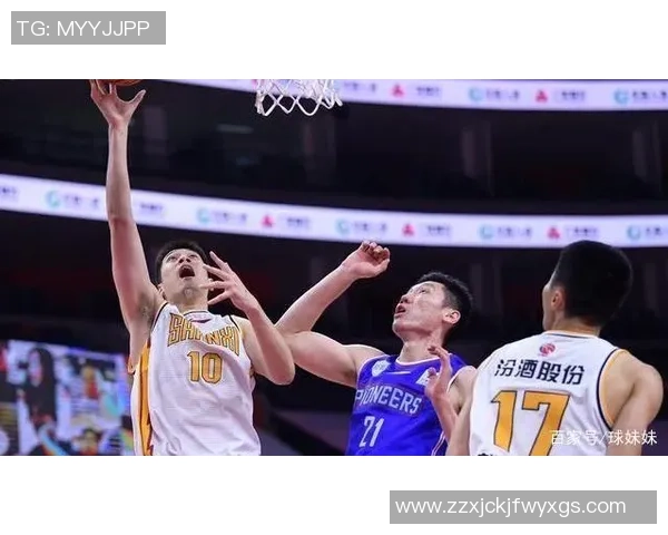 南京篮球队阵地战解析：战术布局与球员配合的深度剖析